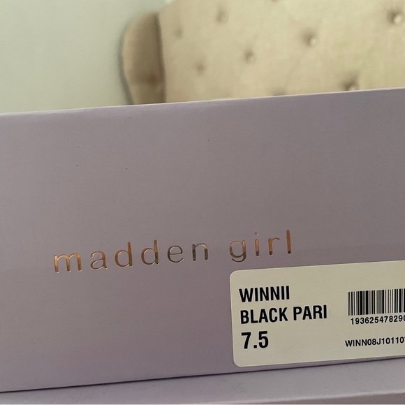 MADDEN GIRL WOMENS WINNI SANDAL - Picture 3 of 6